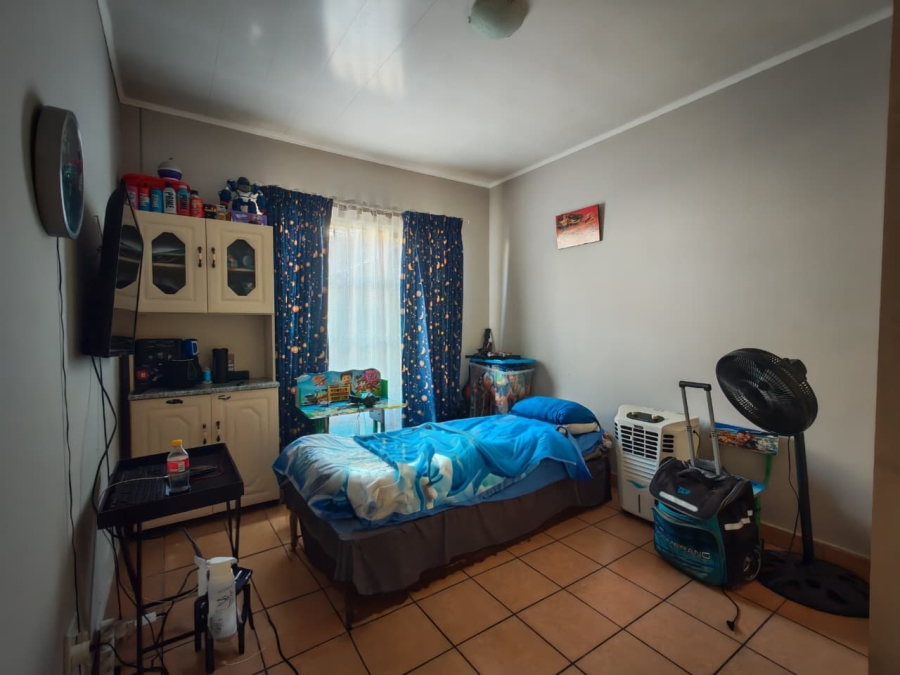 3 Bedroom Property for Sale in Waterval East North West